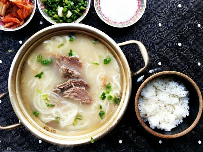 7 Delicious, Non-spicy Korean Food