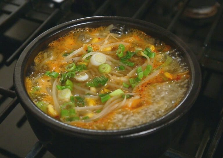 7 Delicious, Non-spicy Korean Food