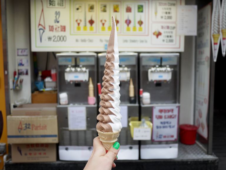 myeongdong
street food
south korea
shopping
korean shopping
korean food
soft-serve